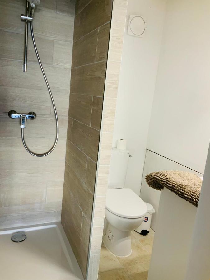 Chez Nous Hotel Merindol ภายนอก รูปภาพ